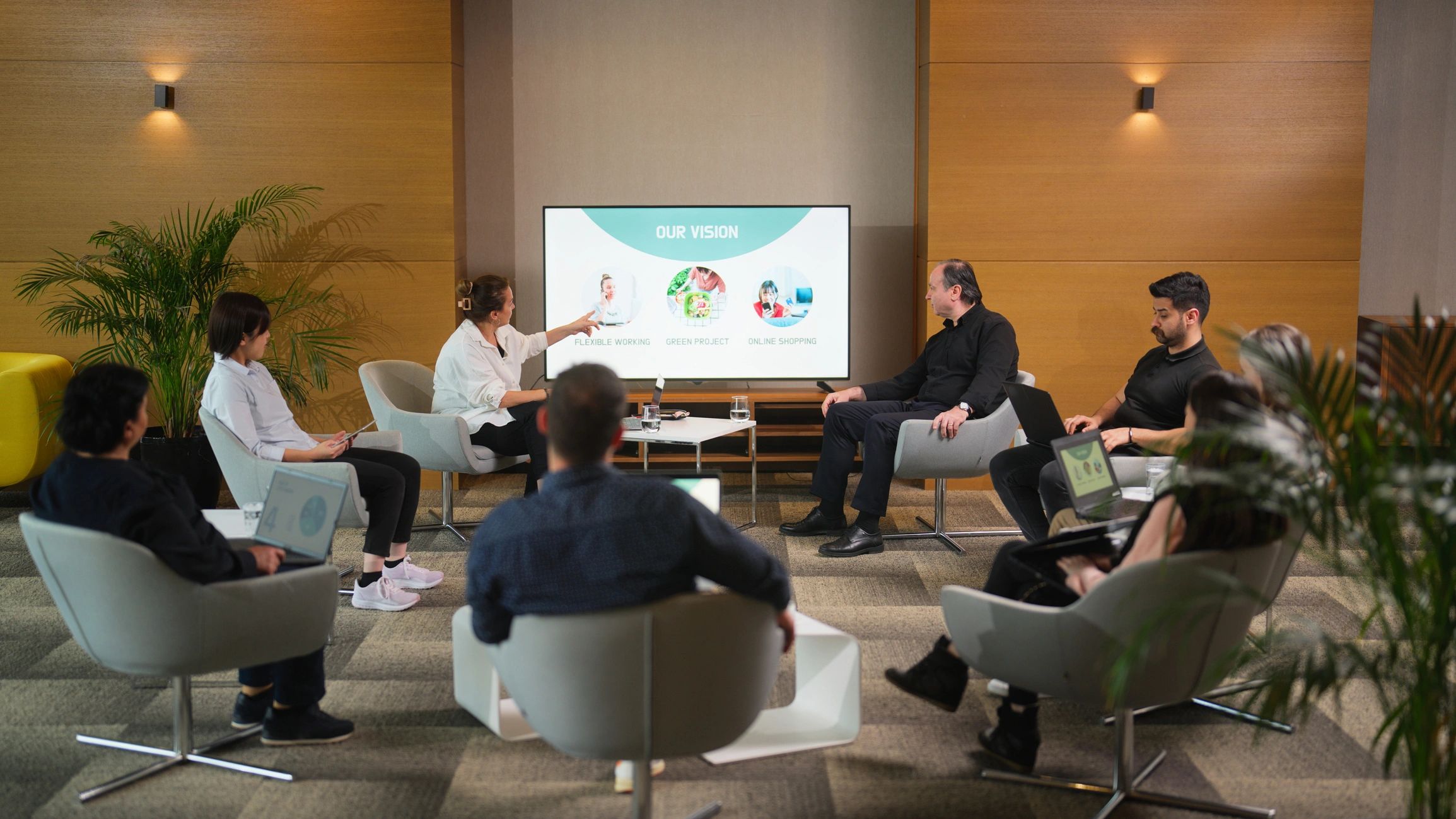 Business meeting and presentation at a summit event